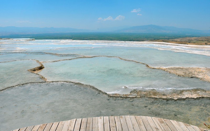 Thermal baths as therapeutic remedy